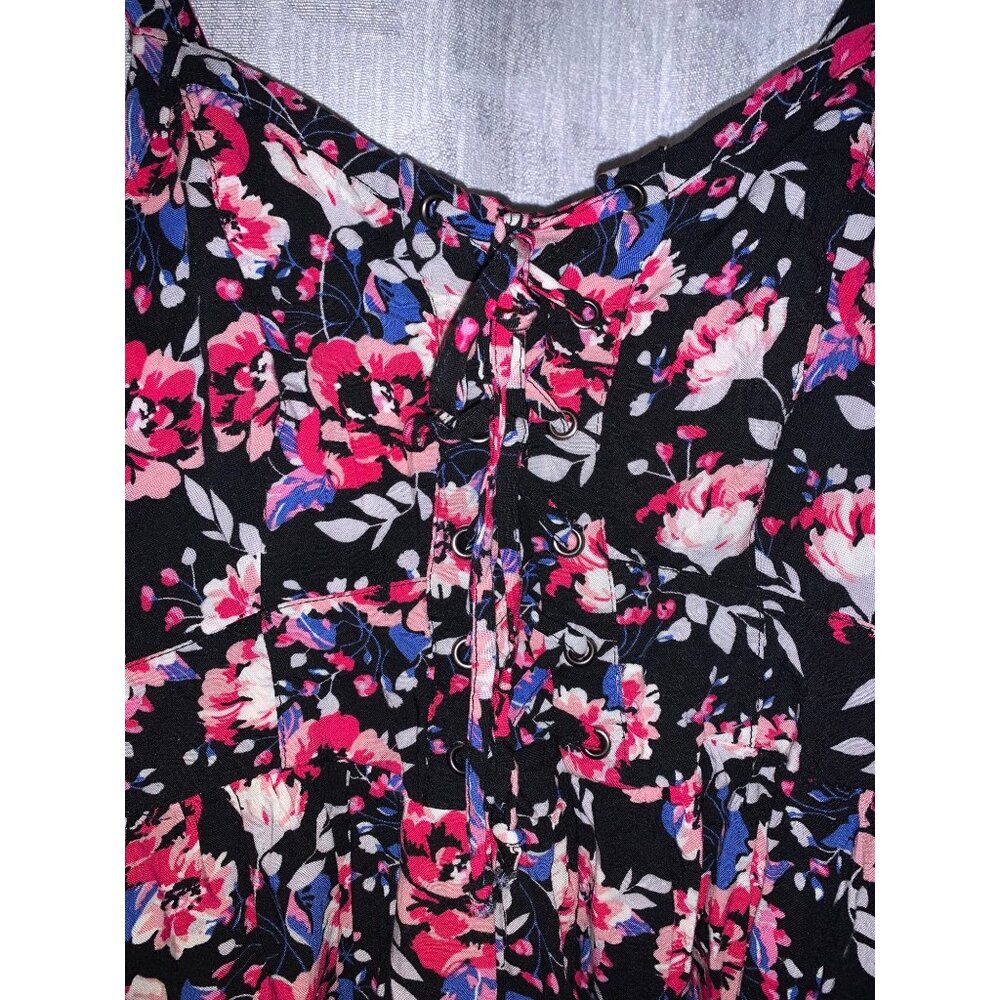 Torrid 00 Floral Sundress With Adjustable Straps & Lace-Up Front